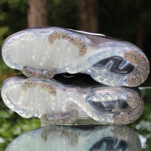 Nike Air VaporMax Flyknit 2021 Women’s Size 10 - Picture 12 of 12